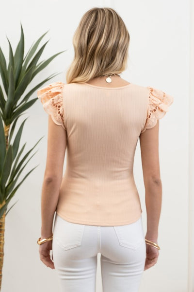 Fluttering Sleeve Knit Top