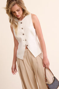 Sleeveless Round Neck Vest