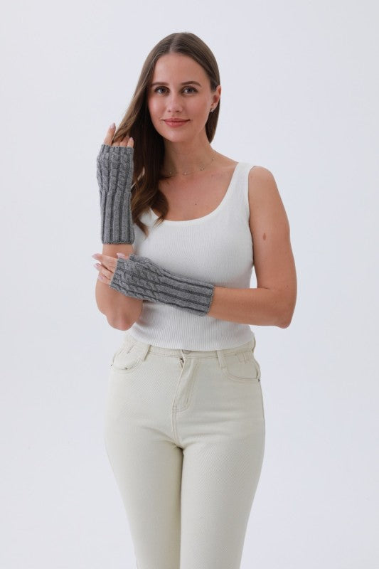 Cable Knit Fingerless Gloves